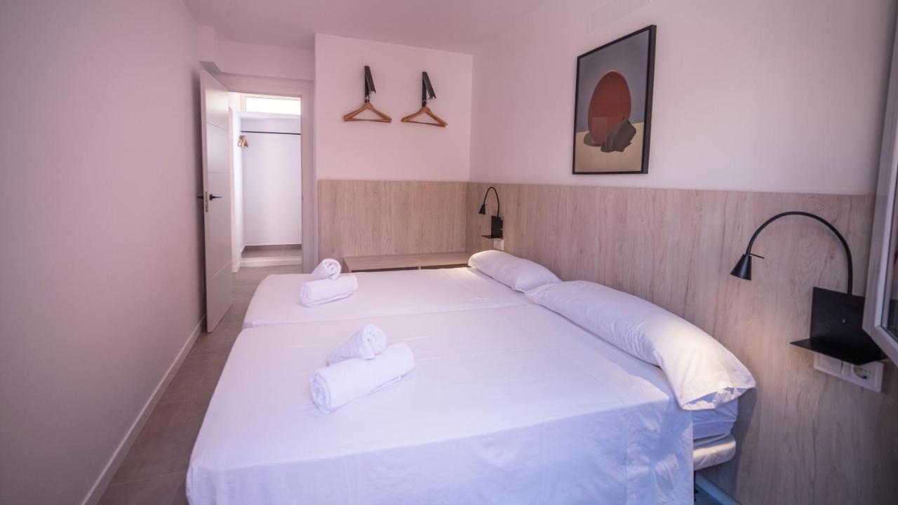 Sant Joan Apartaments - Adults Only Кала-эн-Бланес Экстерьер фото