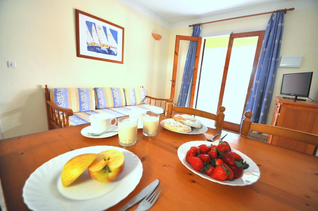 Sant Joan Apartaments - Adults Only Кала-эн-Бланес Экстерьер фото