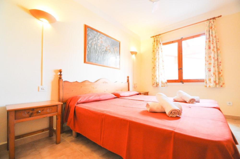 Sant Joan Apartaments - Adults Only Кала-эн-Бланес Экстерьер фото